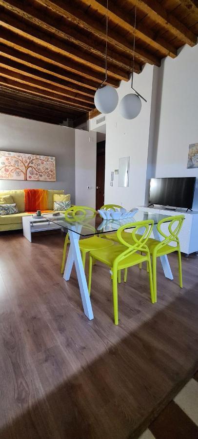 Apartamento Vina P. Malaga Centro Luaran gambar