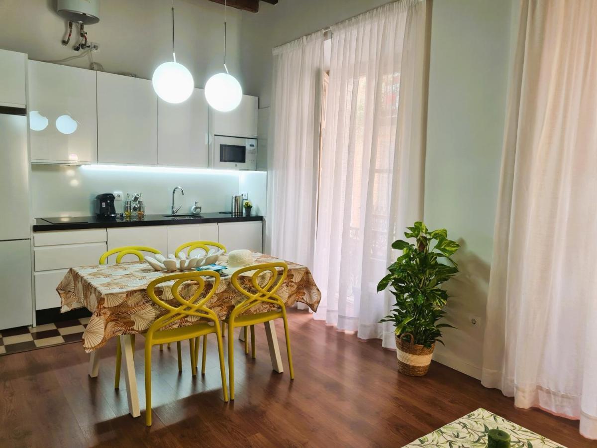 Apartamento Vina P. Malaga Centro Luaran gambar